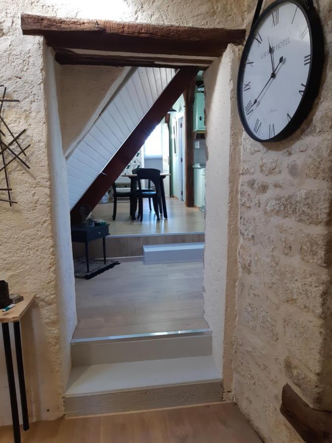 Joli Appartement 2 Pers Dans Les Remparts De Геранд Экстерьер фото